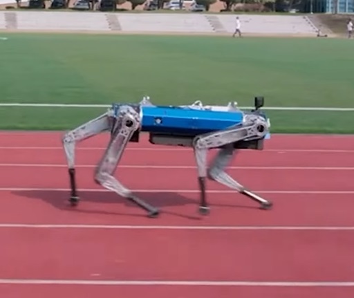 Robotický pes HOUND získal svetový rekord ako najrýchlejší štvornohý robot, ktorý zabehol 100 metrov.