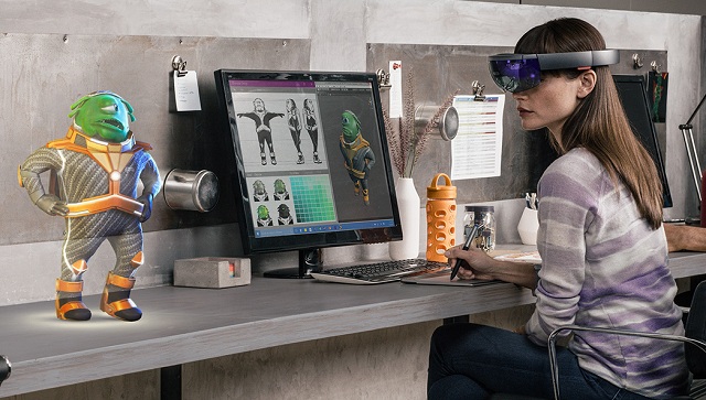 HoloLens dokáže efektívne prepojiť reálny svet s 3D grafikou