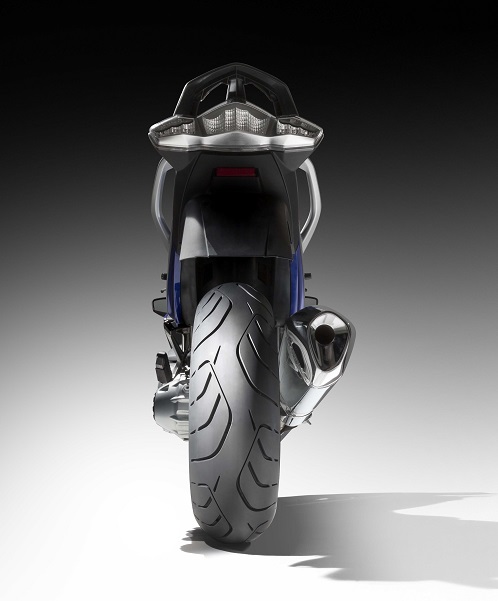 Dunlop, pneumatika, pneumatiky, RoadSmart III, motocykel, motocykle, športové pneumatiky, technológie, novinky, inovácoe, technologické novinky