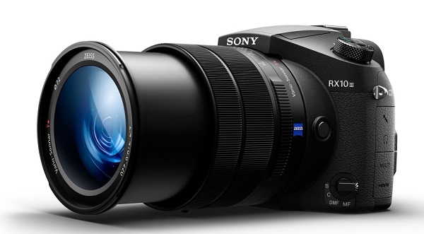 Sony, fotoaparát, Cyber-Shot RX10 III, RX10 III, SteadyShot, CMOS, BIONZ X, 4K, Wifi, NFC, OLED, LCD, objektív, FE 70-300mm F4.5 - F5.6, FE 50mm F1.8 prime, technológie, novinky, technologické novinky, inovácie, recenzie, prvé dojmy