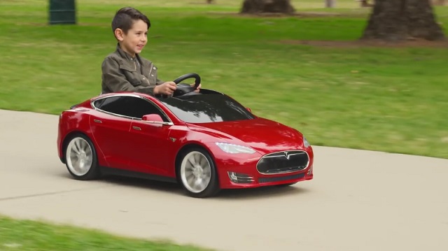Tesla, Model S, Model S for Kids, Tesla Model S for Kids, hračky, elektromobil, detské auto, deti, FlightSpeed, Radio Flayer, technológie, novinky, technologické novinky, inovácie, recenzie, prvé dojmy