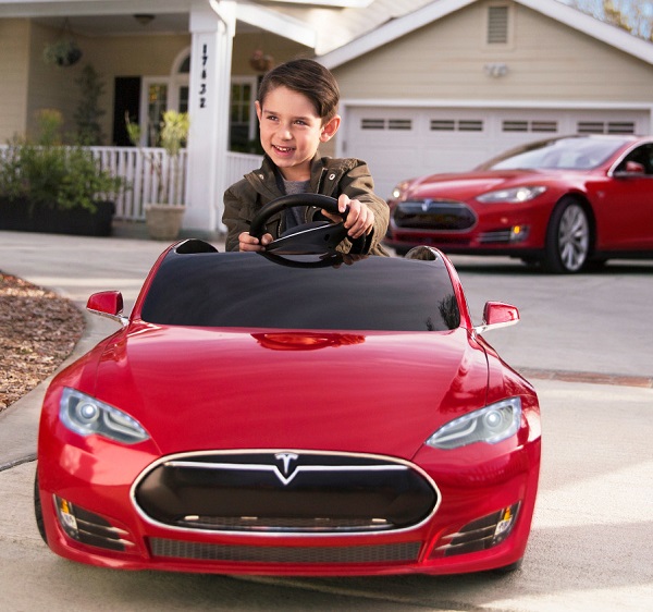 Tesla, Model S, Model S for Kids, Tesla Model S for Kids, hračky, elektromobil, detské auto, deti, FlightSpeed, Radio Flayer, technológie, novinky, technologické novinky, inovácie, recenzie, prvé dojmy