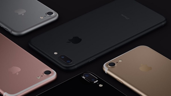 Spoločnosť Apple predstavila nové smartfóny iPhone 7 a 7 Plus s operačným systémom iOS 10