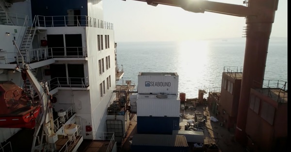 Prototyp na zachytávanie uhlíka od spoločnosti Seabound sa plavil dva mesiace na tejto stredne veľkej kontajnerovej lodi.