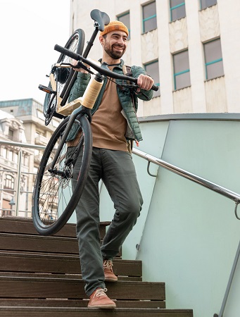 Elektrický bicykel s bambusovým rámom Diodra S3.
