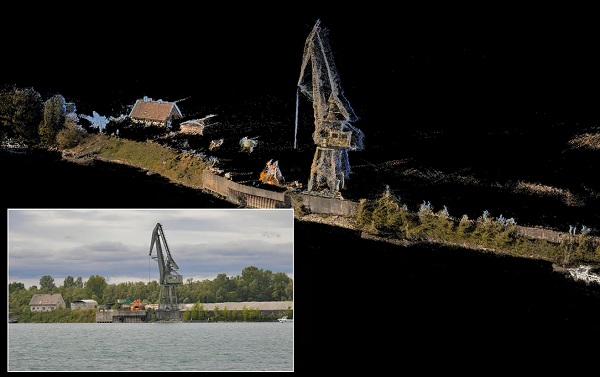 3D rekonštrukcia pobrežných štruktúr vytvorená kombináciou kamier a laserového skenera spolu s fotografiou tej istej časti brehu z pohľadu plavidla.