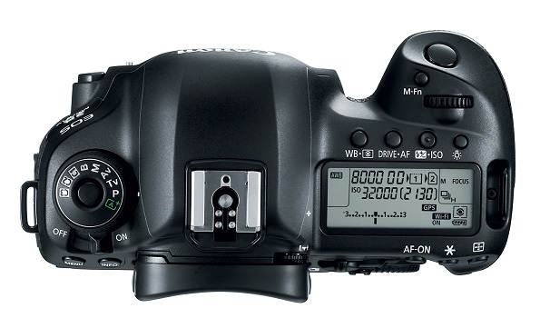 Fotoaparát Canon EOS 5D MkIV cieli na profesionálnych a poloprofesionálnych fotografov