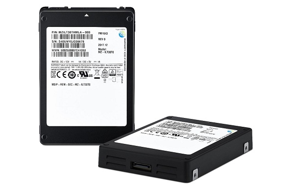 Nový Serial Attached SCSI SSD disk s označením PM1643 od spoločnosti Samsung má kapacitu 30,72 TB.