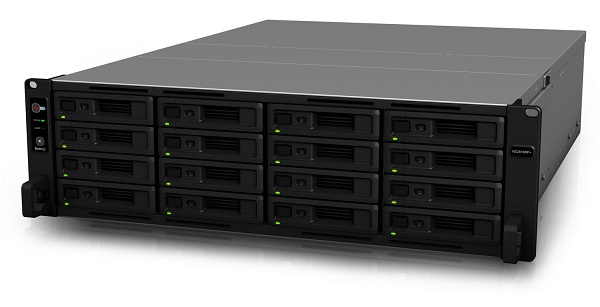 Synology RackStation RS2818RP+, 16-šachtový NAS server veľkosti 3U.