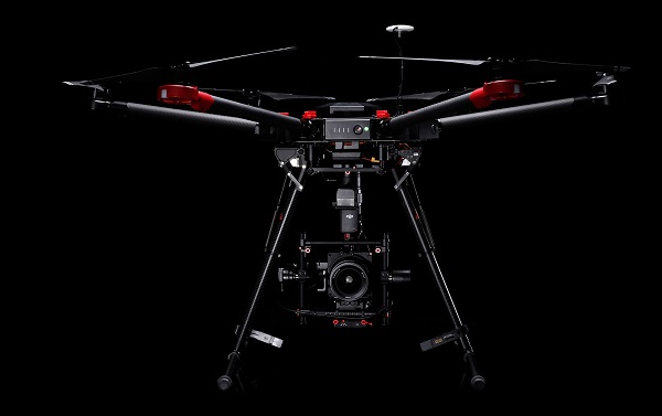 Spoločnosti Hasselblad a DJI predstavili kombináciu dronu Matrice 600 a kamery A5D