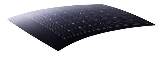 Panasonic vyvinul strešný solárny generátor HIT Photovoltaic Module for Automobile pre hybridný automobil Toyota Prius PHEV