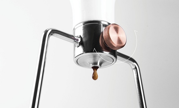 Špecilaizovaný medený ventil umožní nastavenie pre prípravu rôznych druhov káv