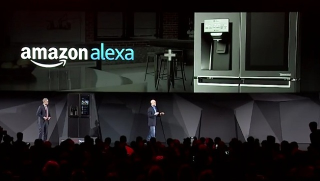 Model chladničky LG Smart InstaView pre rok 2017 sa môže pochváliť integráciou hlasového asistenta Alexa od Amazonu