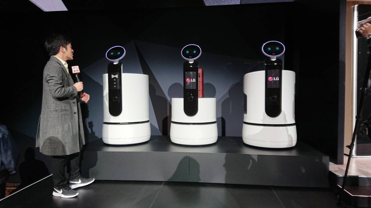 Na medzinárodnej výstave CES 2018 v americkom Las Vegas prezentuje spoločnosť LG svoj najnovší modelový rad robotických pomocníkov.