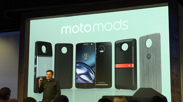 Lenovo predstavilo nového člena do rodiny prídavných modulov Moto Mods pre smartfóny Moto Z, Moto Z Force a Moto Z Play