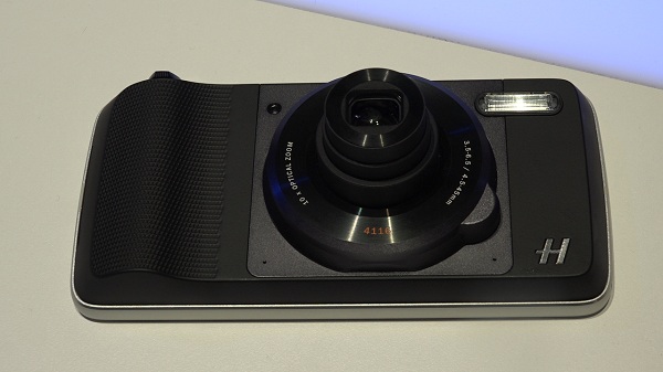 Lenovo predstavilo nový modul Hasselblad True Zoom, ktorý rozširuje schopnosti fotoaparátu vo smartfóne