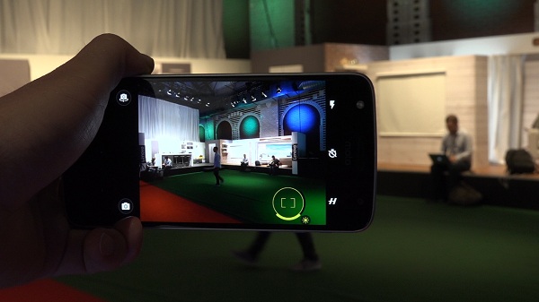 Lenovo predstavilo nový modul Hasselblad True Zoom, ktorý rozširuje schopnosti fotoaparátu vo smartfóne