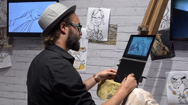 Tablet Lenovo Yoga Book predstavuje nový druh kreatívnych tabletov