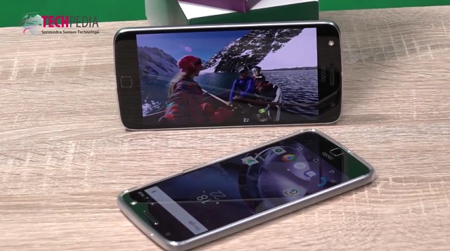 Smartfóny Lenovo Moto Z a Moto Z Play