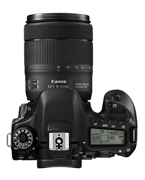 Canon, digitálna zrkadlovka, EF-S 18-135mm IS USM, EOS 80D, fotoaparát, jednooká zrkadlovka, objektív, zrkadlovka, technológie, novinky, technologické novinky, inovácie, recenzie, prvé dojmy