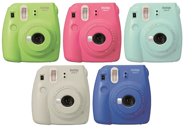 Instantný fotoaparát Fujifilm Instax Mini 9 bude k dizpoícii v piatich farebných prevdeniach 
