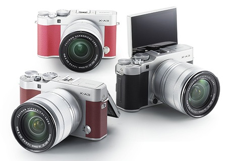 Spoločnosť Fujifilm predstavila nové fotoaparáty X-A3, ktoré cielia na mladých selfie nadšencov