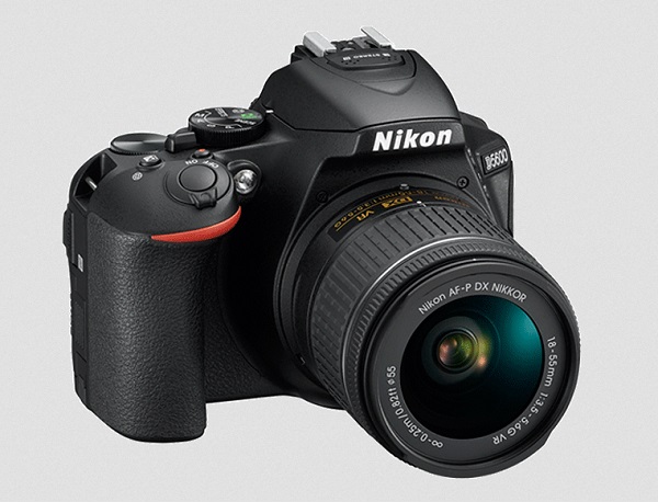 Spoločnosť Nikon predstavila DSLR fotoaparát strednej triedy D5600