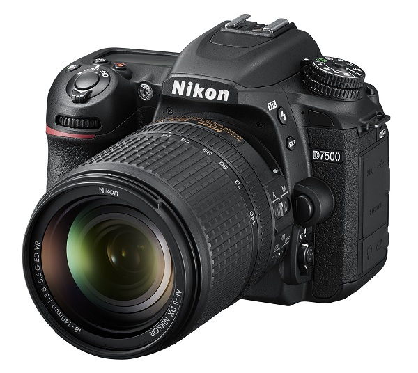 Spoločnosť Nikon predstavila nový DSLR fotoaparát strednej triedy, model D7500