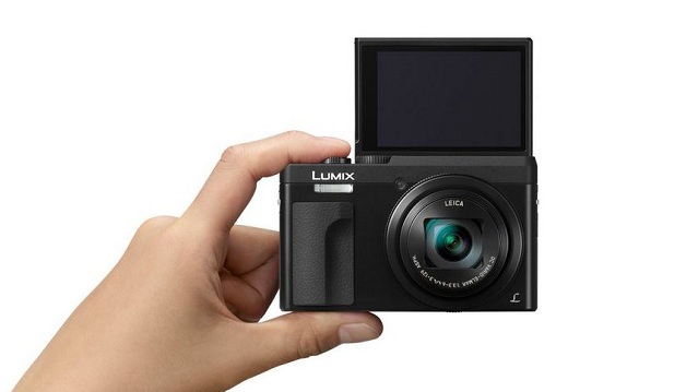 Kompaktný fotoaparát Panasonic Lumix DC-TZ90 (alebo DC-ZS70) je zameraný na milovníkov selfie fotografií