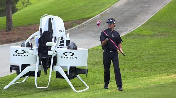 Na vývoji Golf Cart Jetpack spolupracuje aj profesionálny golfista Bubba Watson