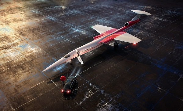 Najnovší dizajn nadzvukového súkromného lietadla Aerion AS2 má pritom dva motory potiahnuté pod krátkymi krídlami smerom dopredu a spoločnosť pridala aj tretí motor, ktorý je súčasťou zadného krídla.